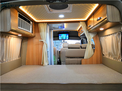 大通短轴房车.jpg