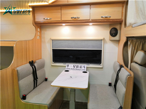 国产房车，依维柯欧胜C型房车，星旺房车.jpg