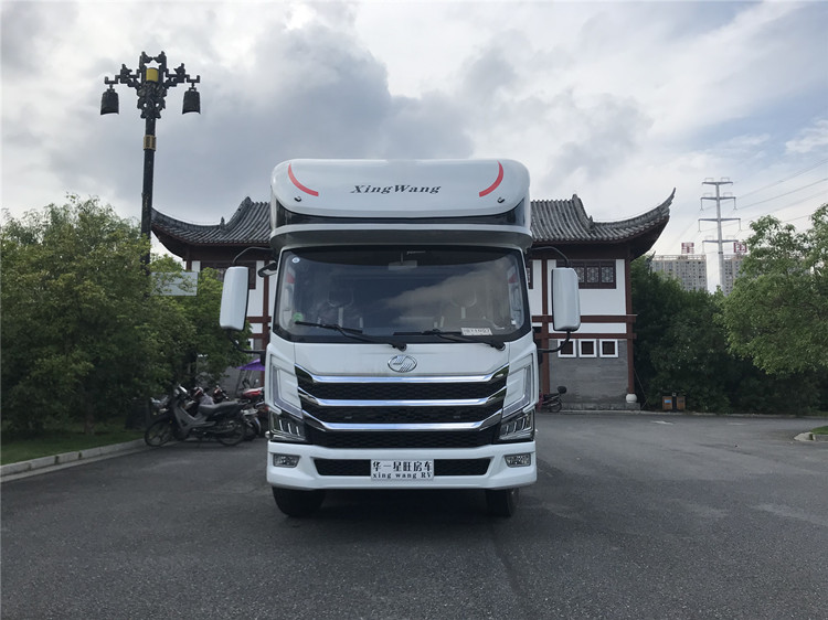 跃进轻卡H500房车
