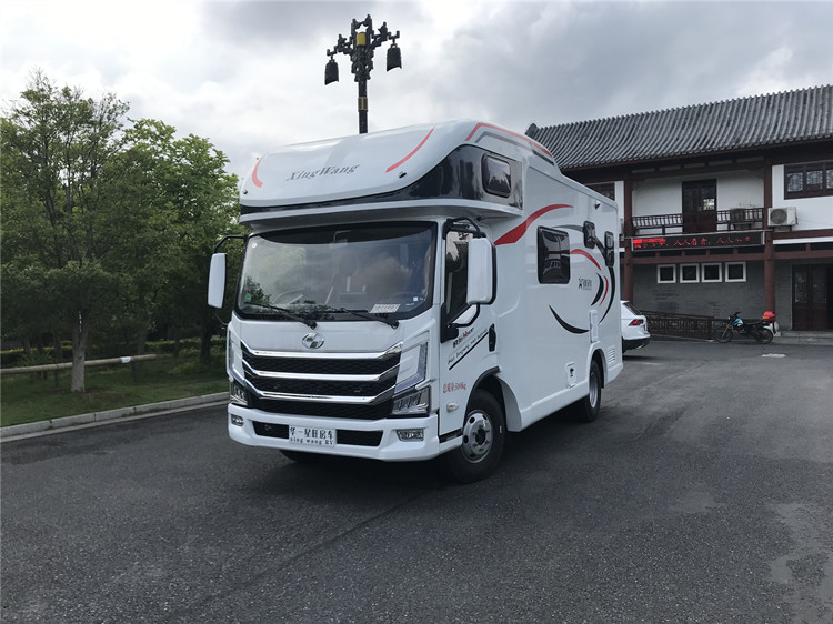 跃进轻卡H500房车