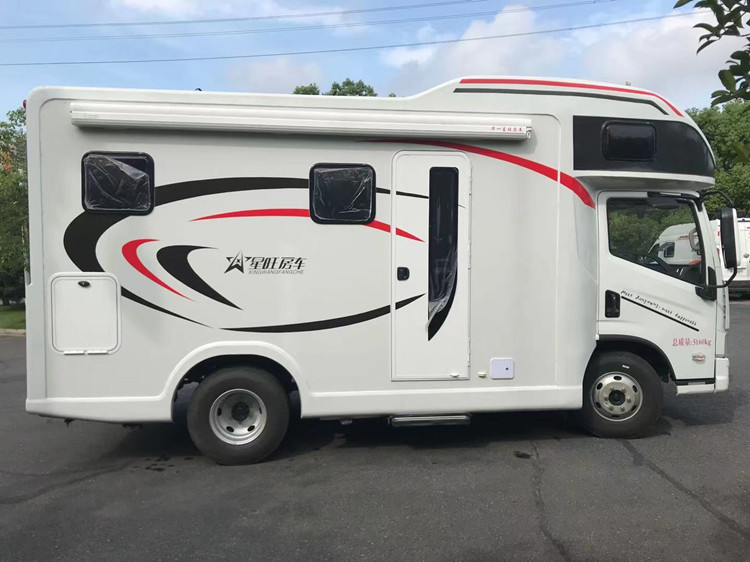 跃进轻卡H500房车