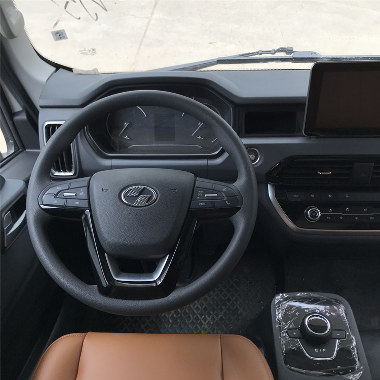 跃进轻卡H500房车