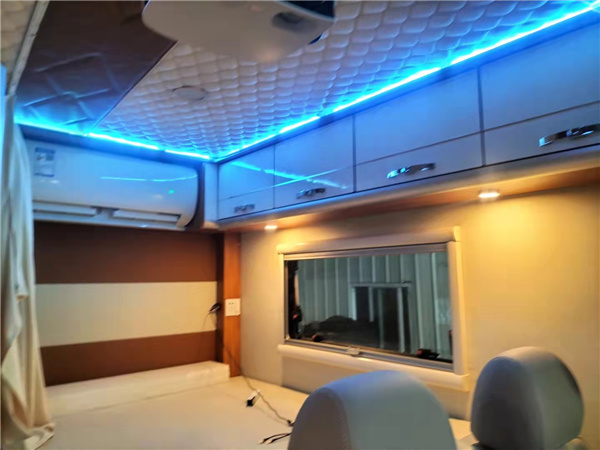 15572204376星旺房车