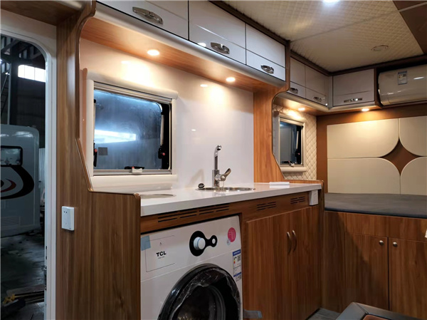 星旺房车刘芬15572204376