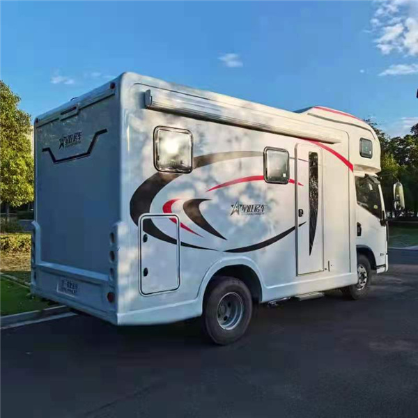 星旺房车刘芬15572204376