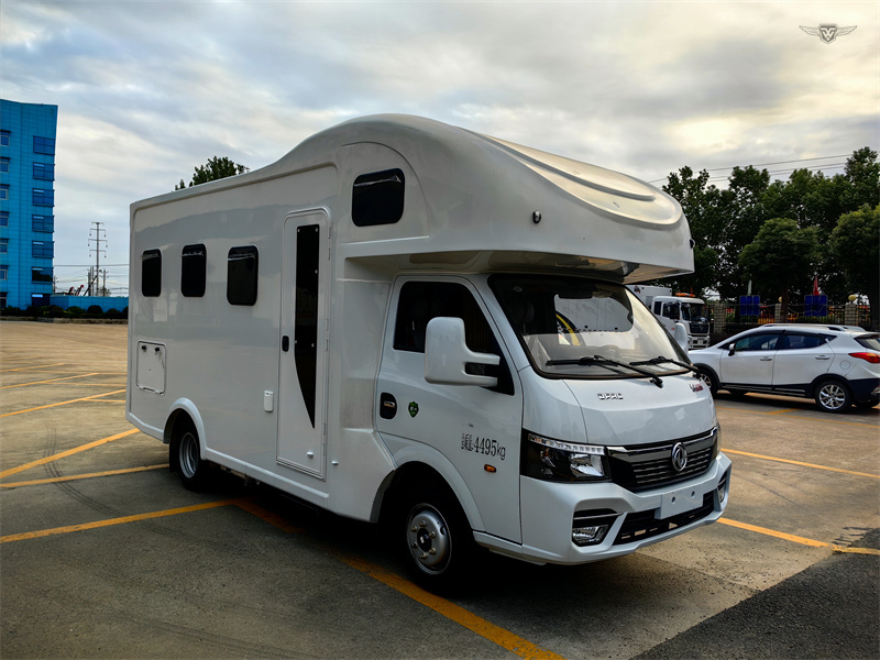 退休后的旅居生活选房车还是宿营车