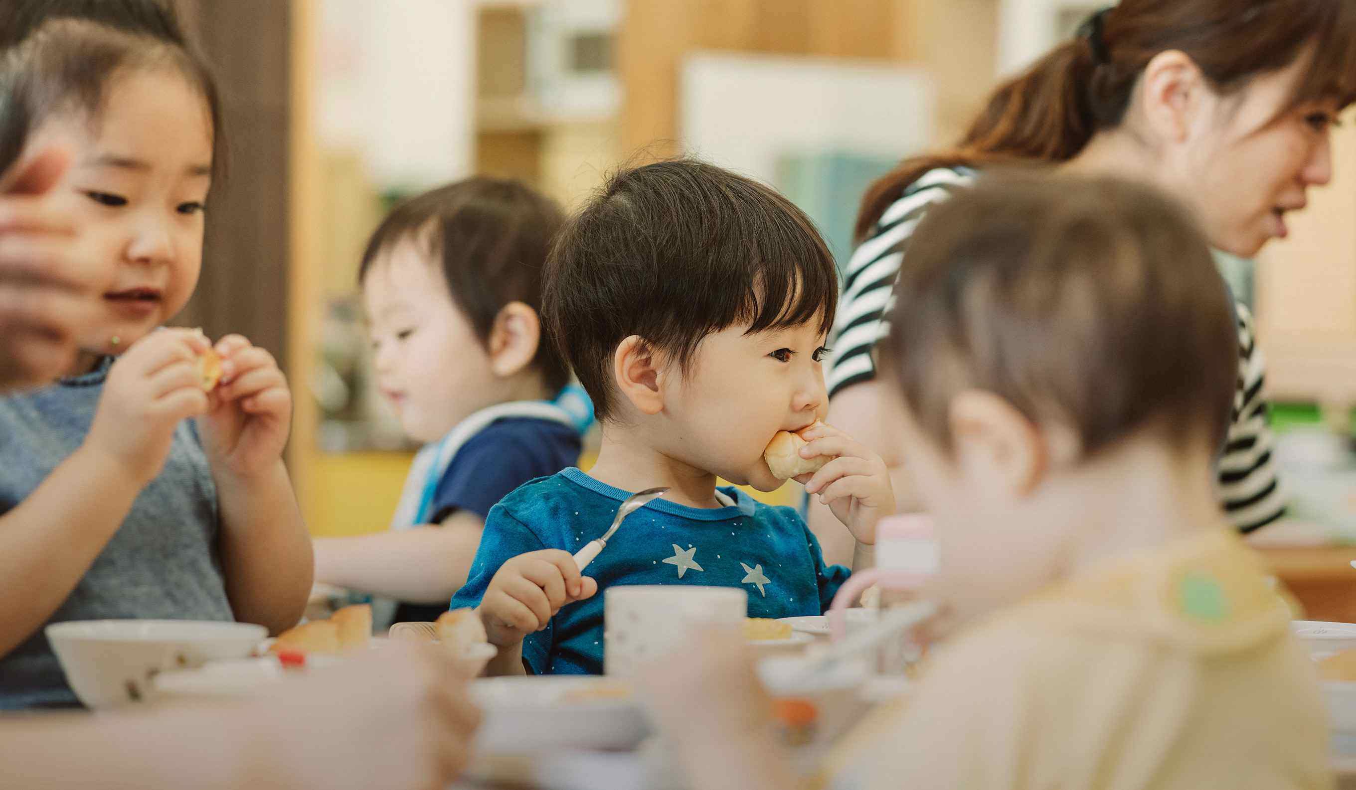 日韩乱码人妻无码系列