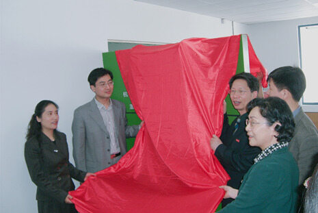 日韩乱码人妻无码系列